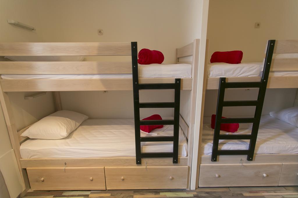 City Hostel Trogir Pokoj fotografie